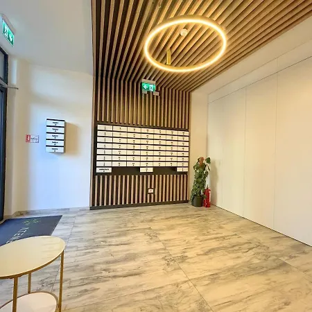 Serenity Apartment *